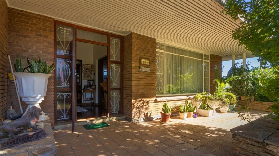 5 Bedroom Property for Sale in Wilgenhof Free State